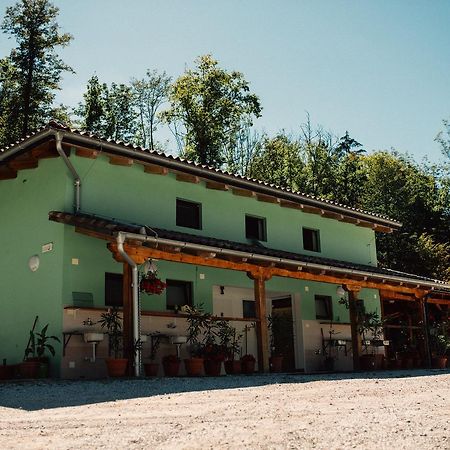 Kamp Rut Hostel Kobarid Ngoại thất bức ảnh