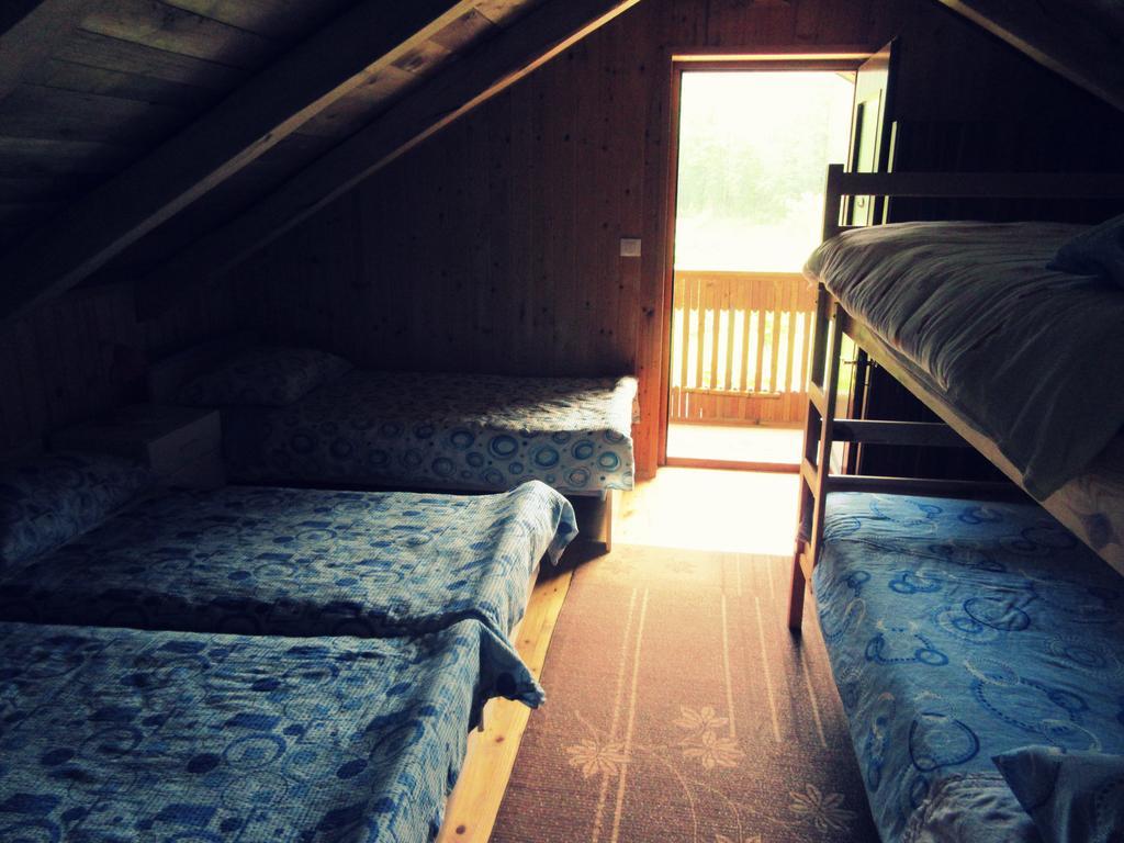 Kamp Rut Hostel Kobarid Ngoại thất bức ảnh